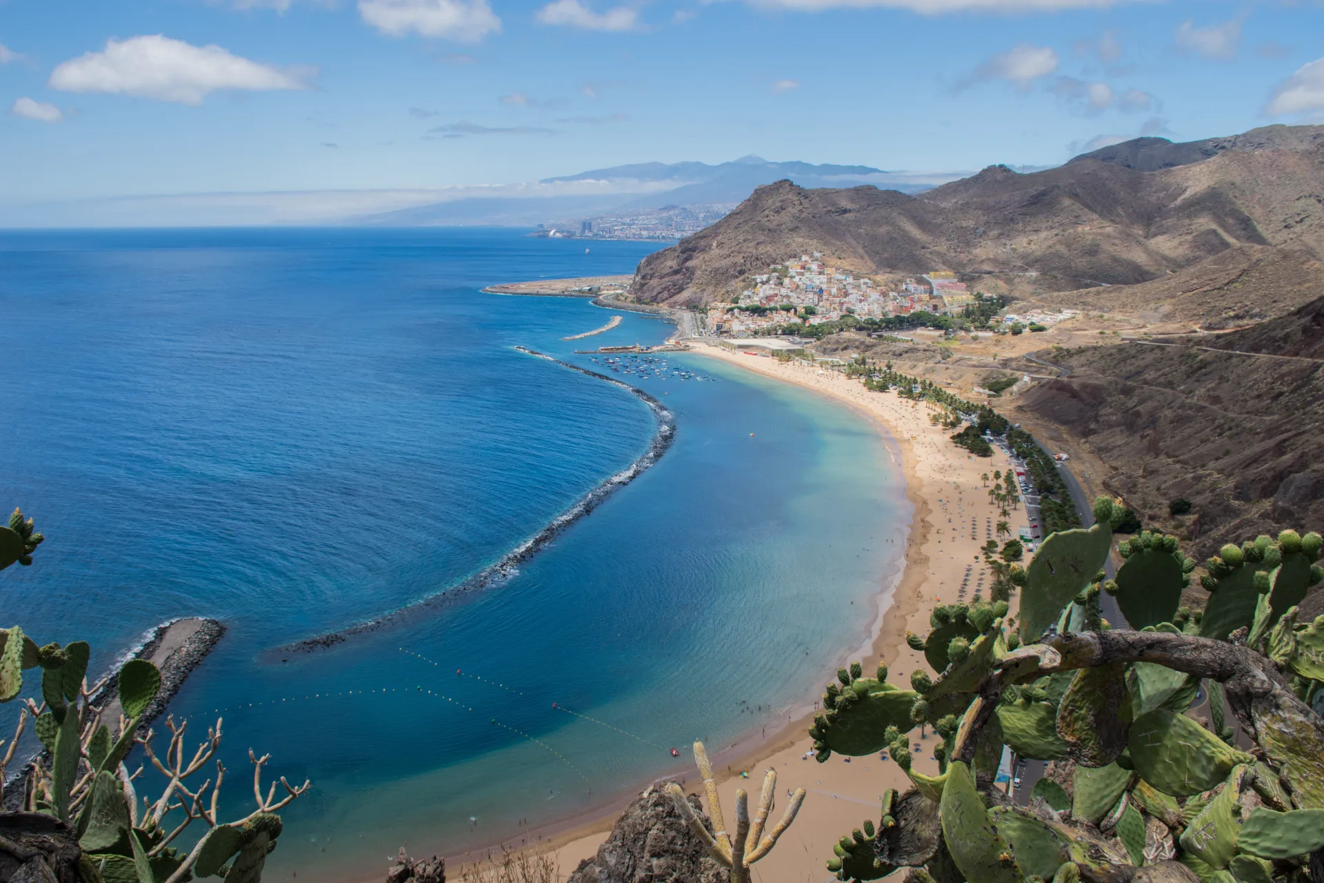 La baie de Las Teresitas et son sable doré, à Tenerife